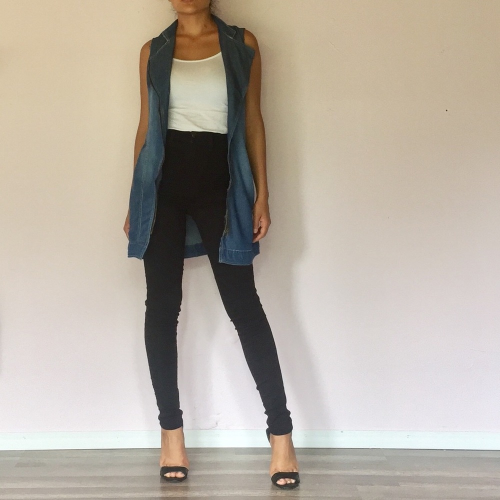 Zippered Denim Vest - Picture 4 of 6